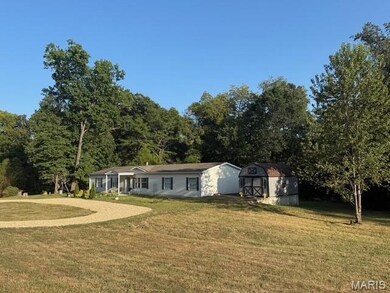 9870 Three Oaks Ln, Bloomsdale, MO 63627 - photo 3