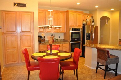 17642_W_Ironwood_cabinet space