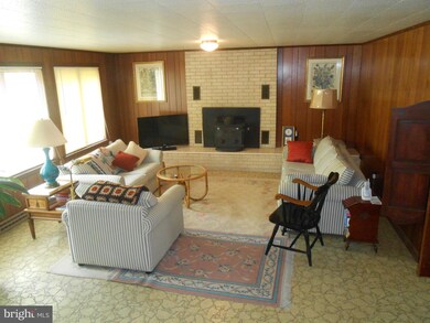 22929 Chestnut Rd, Lexington Park, MD 20653 - photo 3