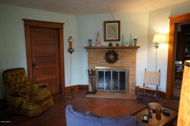 209 Oak St, Great Barrington, MA 01230 - photo 5