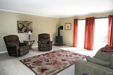 4296 Limeport Pike, Coopersburg, PA 18036 - photo 4