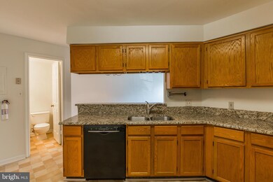 4107 Churchman Way unit 1, Woodbridge, VA 22192 - photo 7