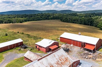 22 Locust Rd, Boyertown, PA 19512 - photo 2