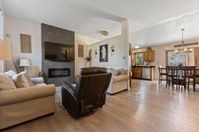 3024 Deerpath Ct, Des Moines, IA 50320 - photo 5