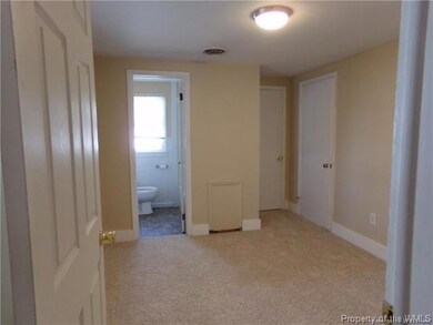 1703 Lee St, West Point, VA 23181 - photo 6