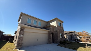 8529 Centerboard Ln, Fort Worth, TX 76179 - photo 2
