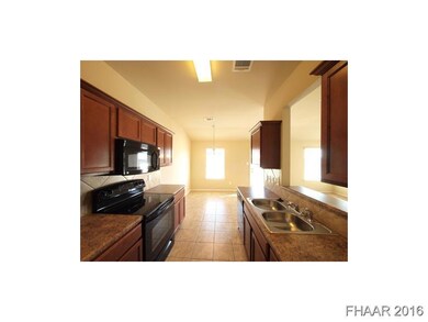 1908 Coy Dr, Copperas Cove, TX 76522 - photo 5