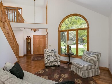 OPEN LIVING ROOM/FOYER
