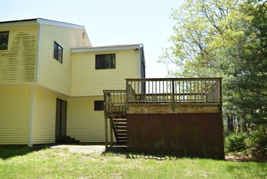 8 Surrey Ln, Buzzards Bay, MA 02532 - photo 4