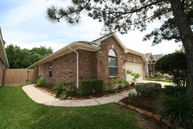 A quiet entrance on the side