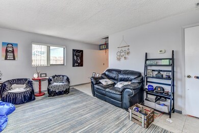 2-Living Room