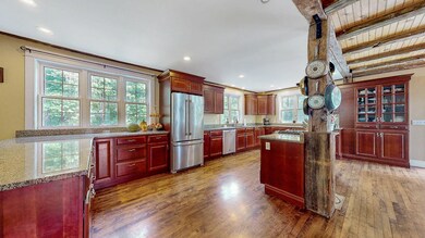 17-web-or-mls-21-Partridge-Ln-Gorham-061