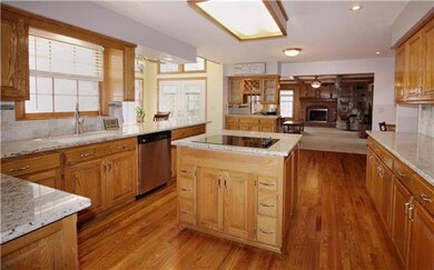 13917 W 76th Cir, Shawnee, KS 66216 - photo 5