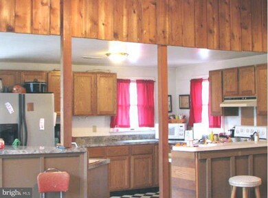 317 Yorktown Blvd, Locust Grove, VA 22508 - photo 4