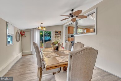 139 E Evesham Rd, Runnemede, NJ 08078 - photo 5