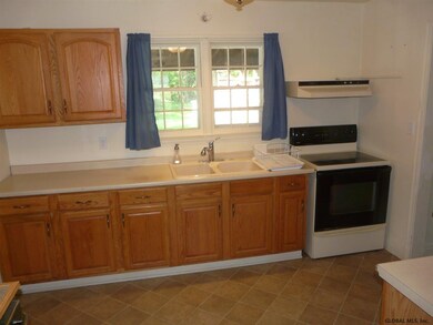 88 Columbia Turnpike, Rensselaer, NY 12144 - photo 6