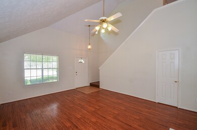 13319 Eldridge Meadow Dr, Houston, TX 77041 - photo 5