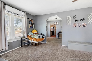 701 S Poplar St, Bristow, OK 74010 - photo 4