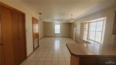 511 S 7th St, Donna, TX 78537 - photo 3