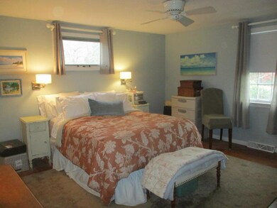 281 Phinneys Ln, Centerville, MA 02632 - photo 5