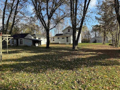 447 W State St, New Lisbon, WI 53950 - photo 4