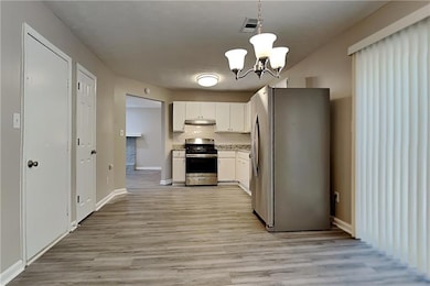 554 Sherwood Oaks Rd, Stone Mountain, GA 30087 - photo 5