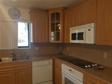 16241 Laurel Dr unit 15, Weston, FL 33326 - photo 3