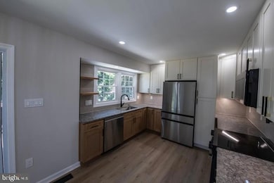 821 2nd Ave, Brunswick, MD 21716 - photo 7