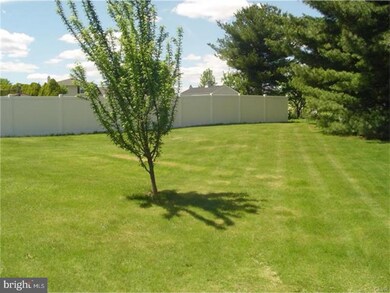 1739 Michael Dr, Whitehall, PA 18052 - photo 3