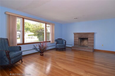 106 Colwell St, Cranston, RI 02920 - photo 3