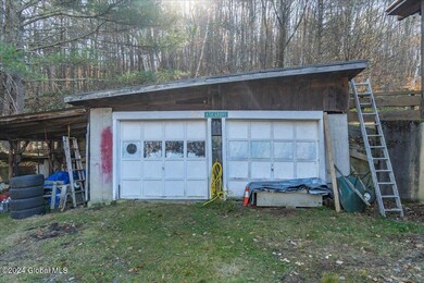 04-262 ashgrove rd Cambridge NY-4