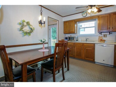 4005 Merrybells Ave, Reading, PA 19605 - photo 6