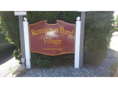 13 Village Ct unit 13, West Warwick, RI 02893 - photo 2