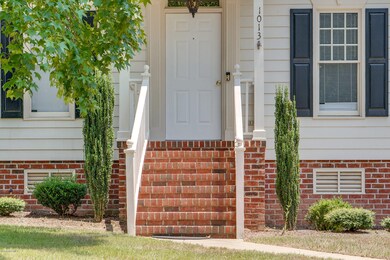 005-1013SandbergLn-RocktMount-NC-27803-s