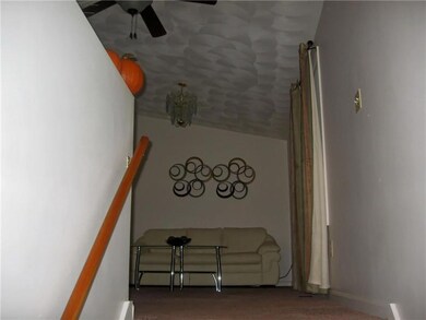 199 Eastwood Ave, Providence, RI 02909 - photo 3