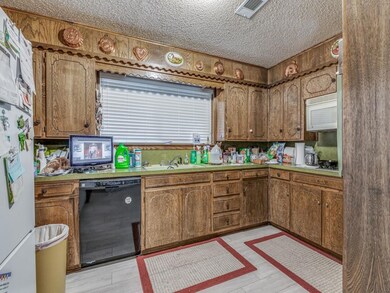 812 San Marcos Ln, Bedford, TX 76021 - photo 7