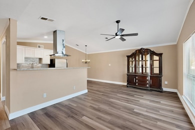 2007 Red Cloud Dr, Dallas, TX 75217 - photo 5