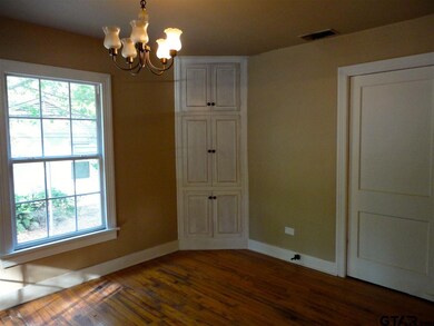 1718 Belmont Dr, Tyler, TX 75701 - photo 6