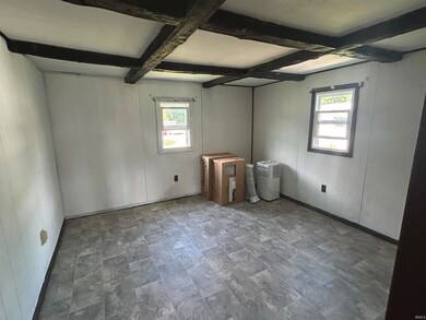 710 N Jackson St, Andrews, IN 46702 - photo 5