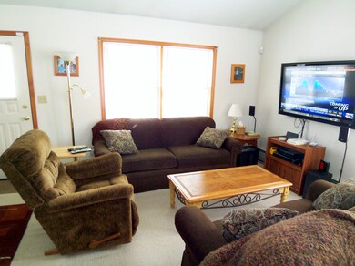 462 Forest St, Honesdale, PA 18431 - photo 7