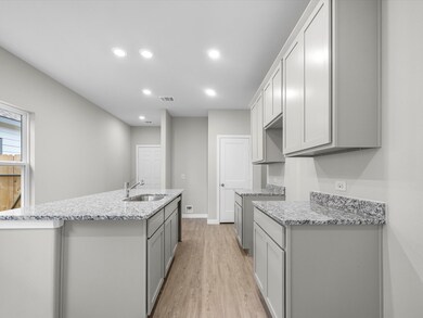 16980 Needlepoint Dr, Conroe, TX 77302 - photo 2