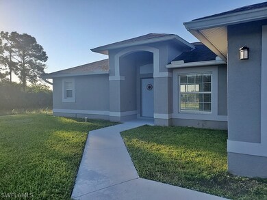 139 Ocean Park Dr, Lehigh Acres, FL 33972 - photo 3