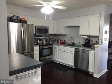 900 Chestnut Wood Ct, Chestnut Hill Cove, MD 21226 - photo 4