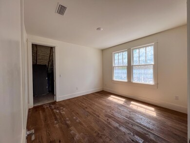 1560 Salamander Trail