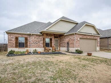 1117 Serendipity Cir, Sanger, TX 76266 - photo 2