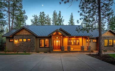 69255 CROOKED HORSESHOE RD, SISTERS, OR