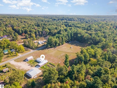 2492 E Fir Rd, Harrison, MI 48625 - photo 2