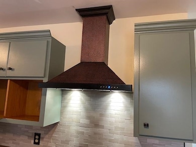 1505 W 7th St, Newton, KS 67114 - photo 3