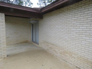 701 W Baker Hwy, Douglas, GA 31533 - photo 5