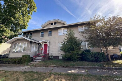 528 W Franklin St, Elkhart, IN 46516 - photo 2